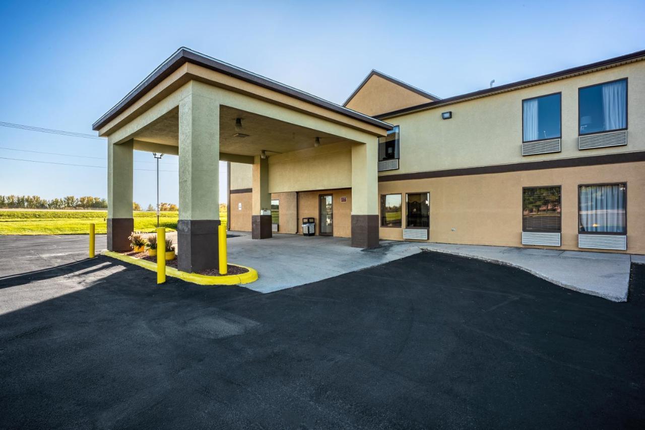 Super 8 By Wyndham Galesburg Hotel Exterior photo